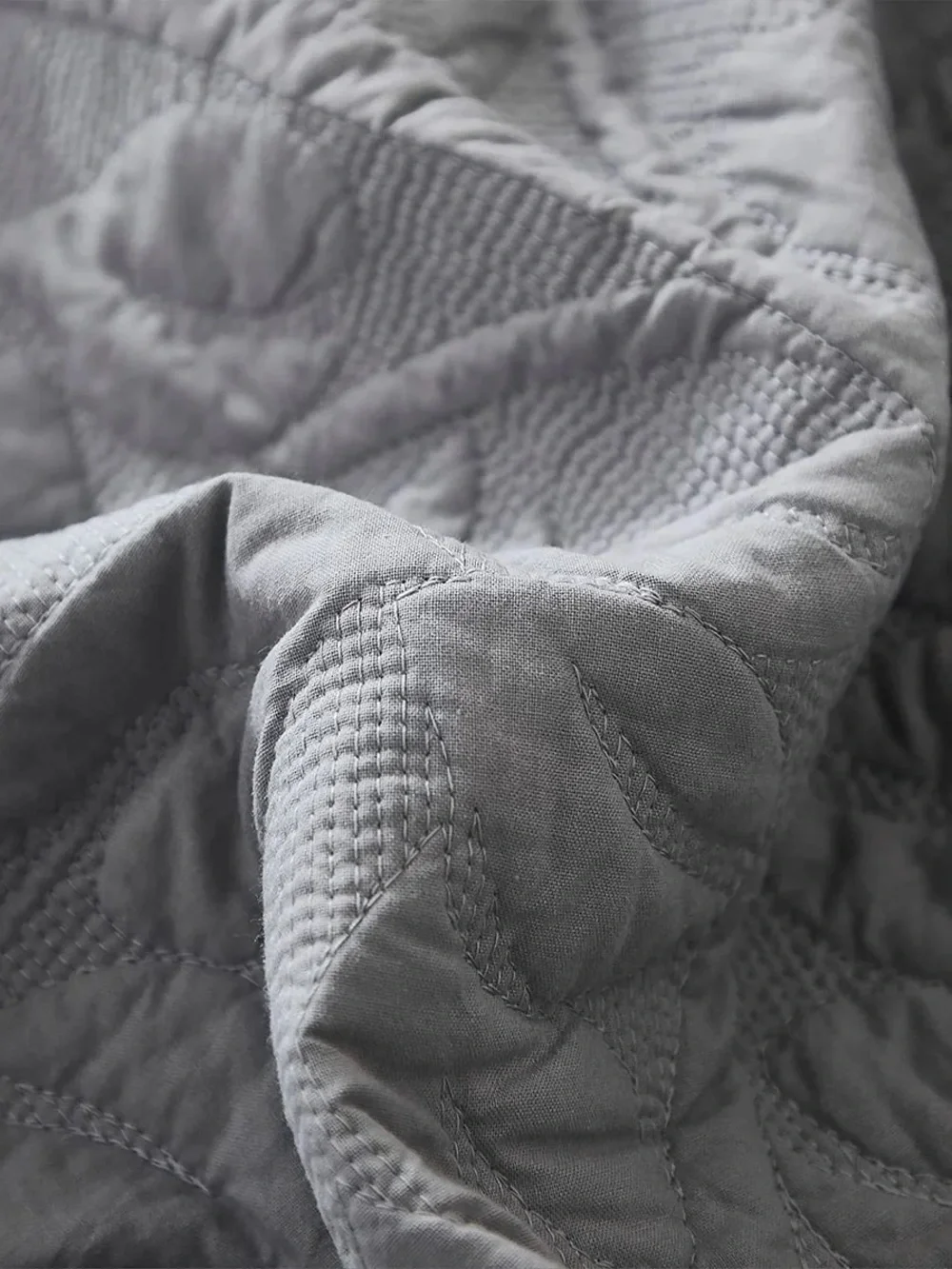 3 PIECE 100% COTTON QUILT SET, OVERSIZED QUILTED BEDSPREAD